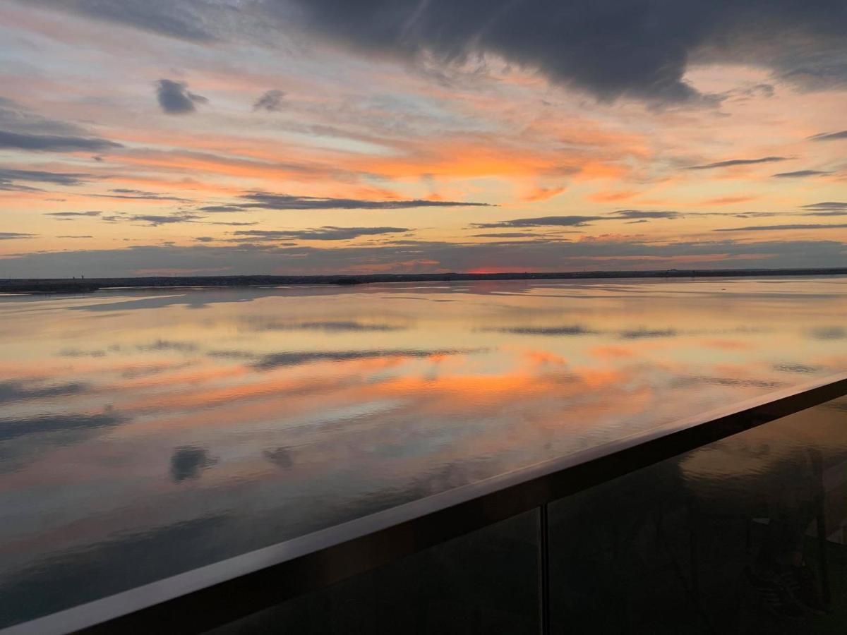 Apartment Sunset Lake View Мамая Екстер'єр фото